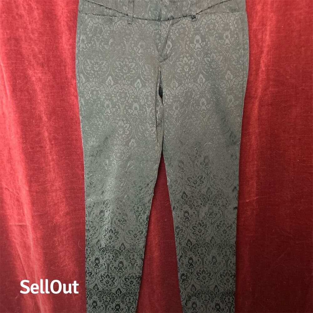 Old Navy Women's Black Jacquard Ankle Pants Size 0 Slim Fit Casual